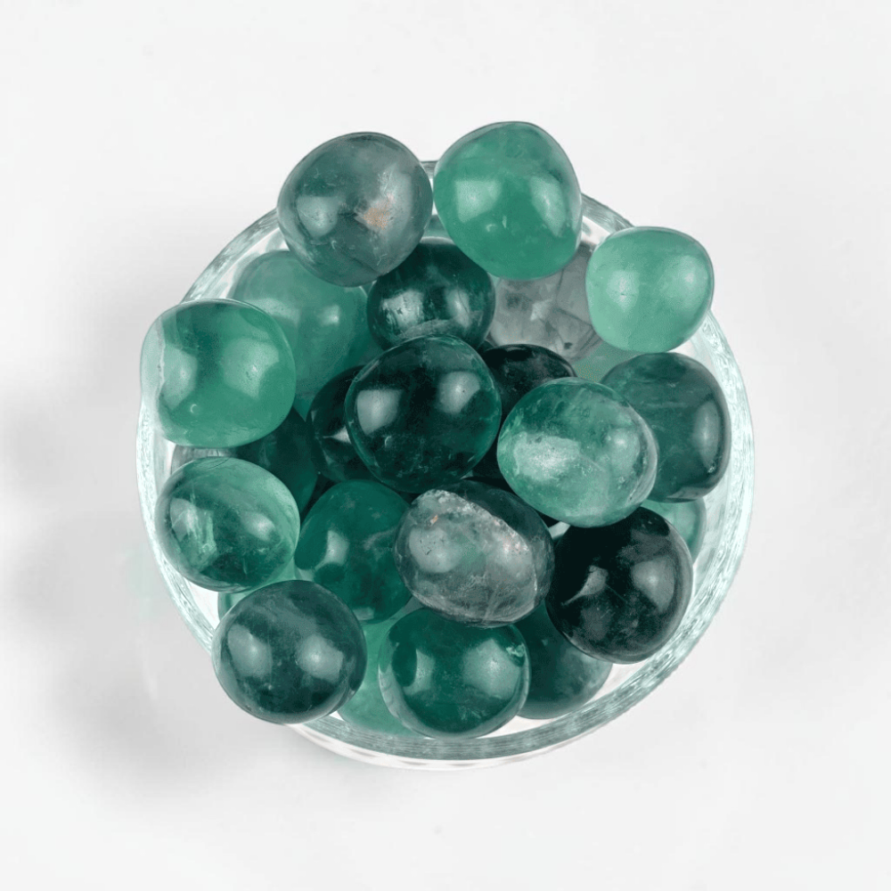 Polished green crystal tumble for healing rituals