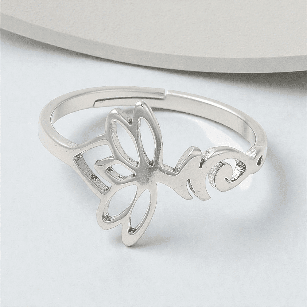 wholesale rings available from Akasha Wholesale Canada