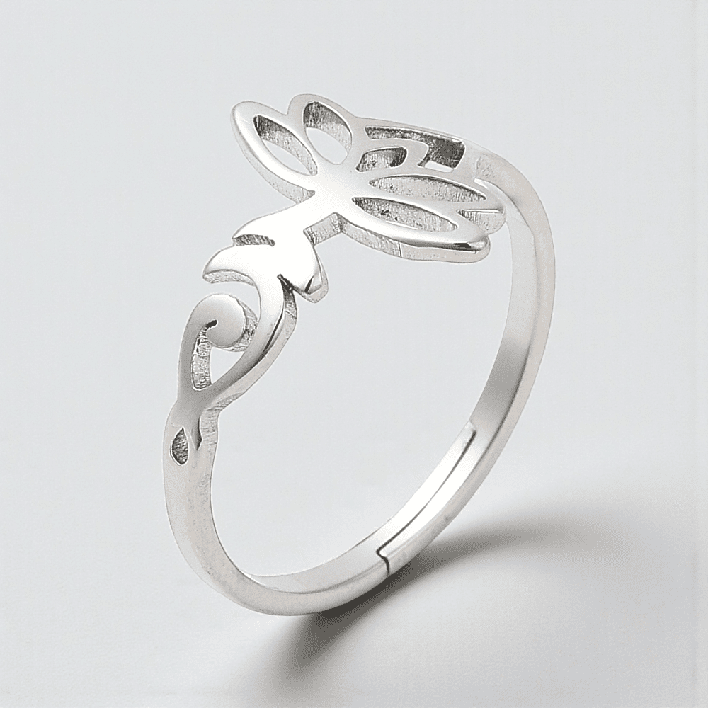 wholesale rings available from Akasha Wholesale Canada