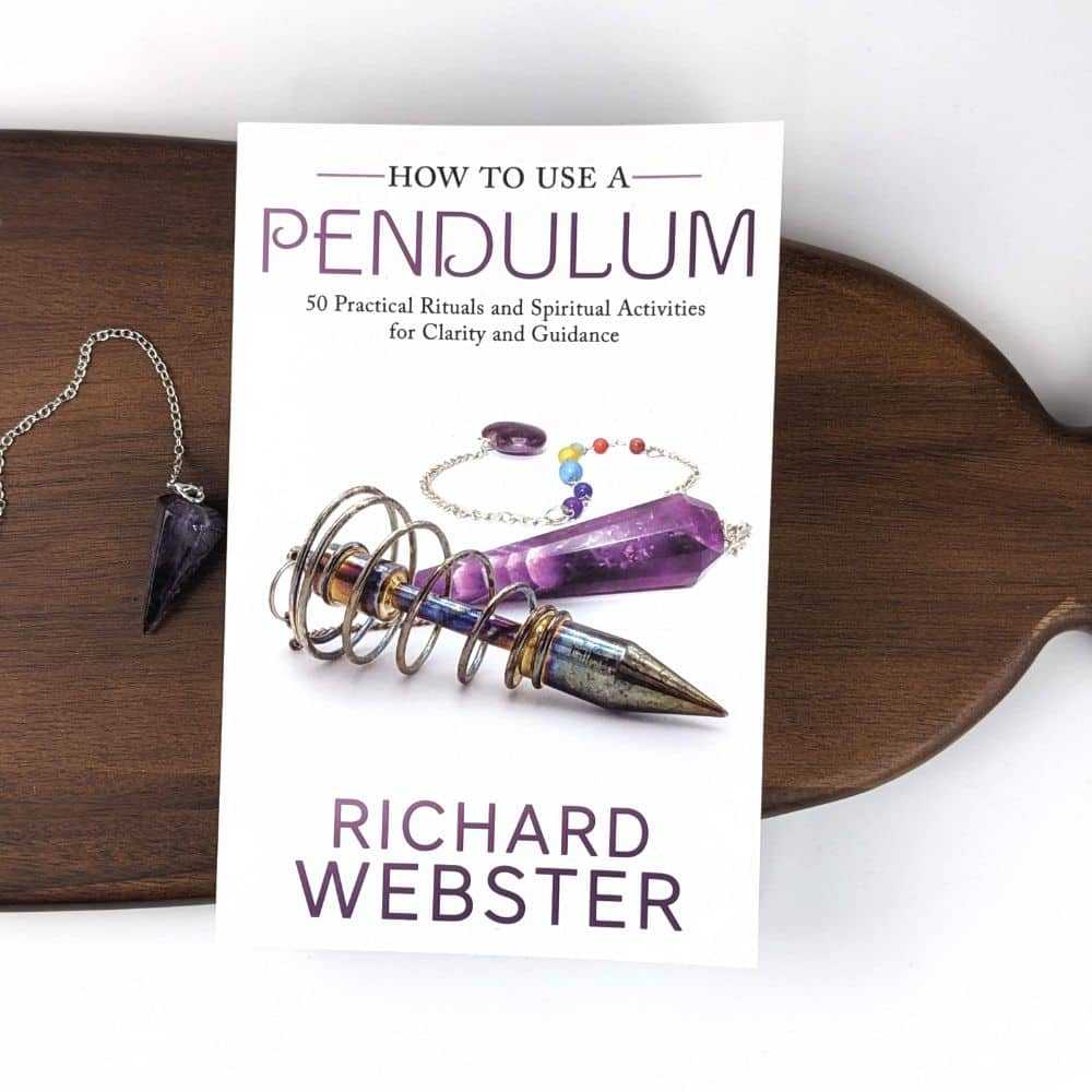 How to Use a Pendulum by Richard Webster spiritual book